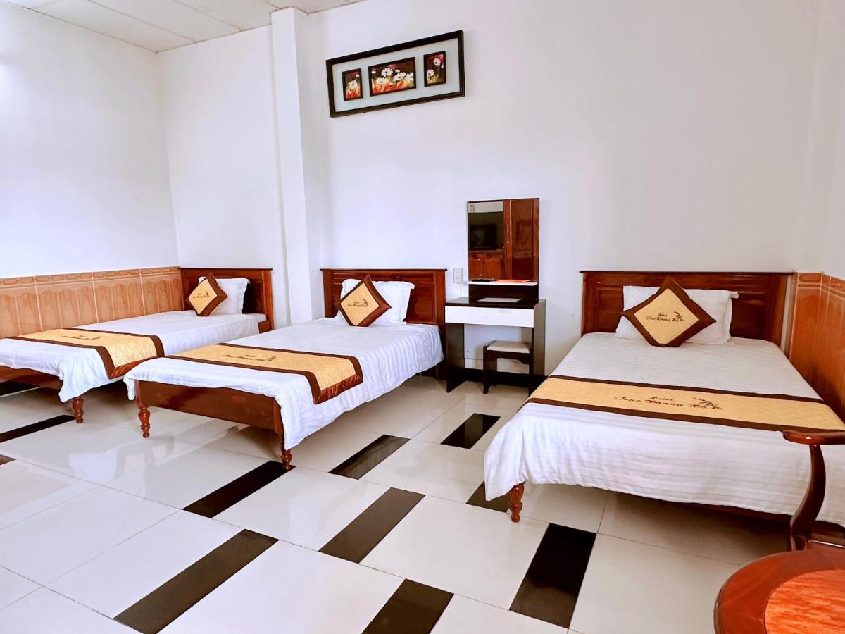 Truc Hoang Ha Hotel Kon Tum Екстер'єр фото