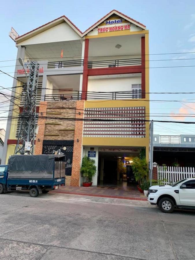 Truc Hoang Ha Hotel Kon Tum Екстер'єр фото